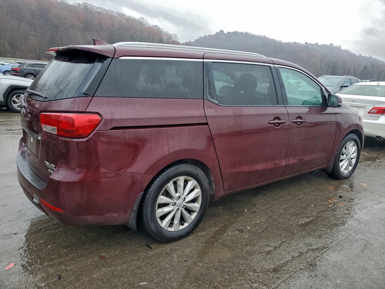 2015 KIA SEDONA