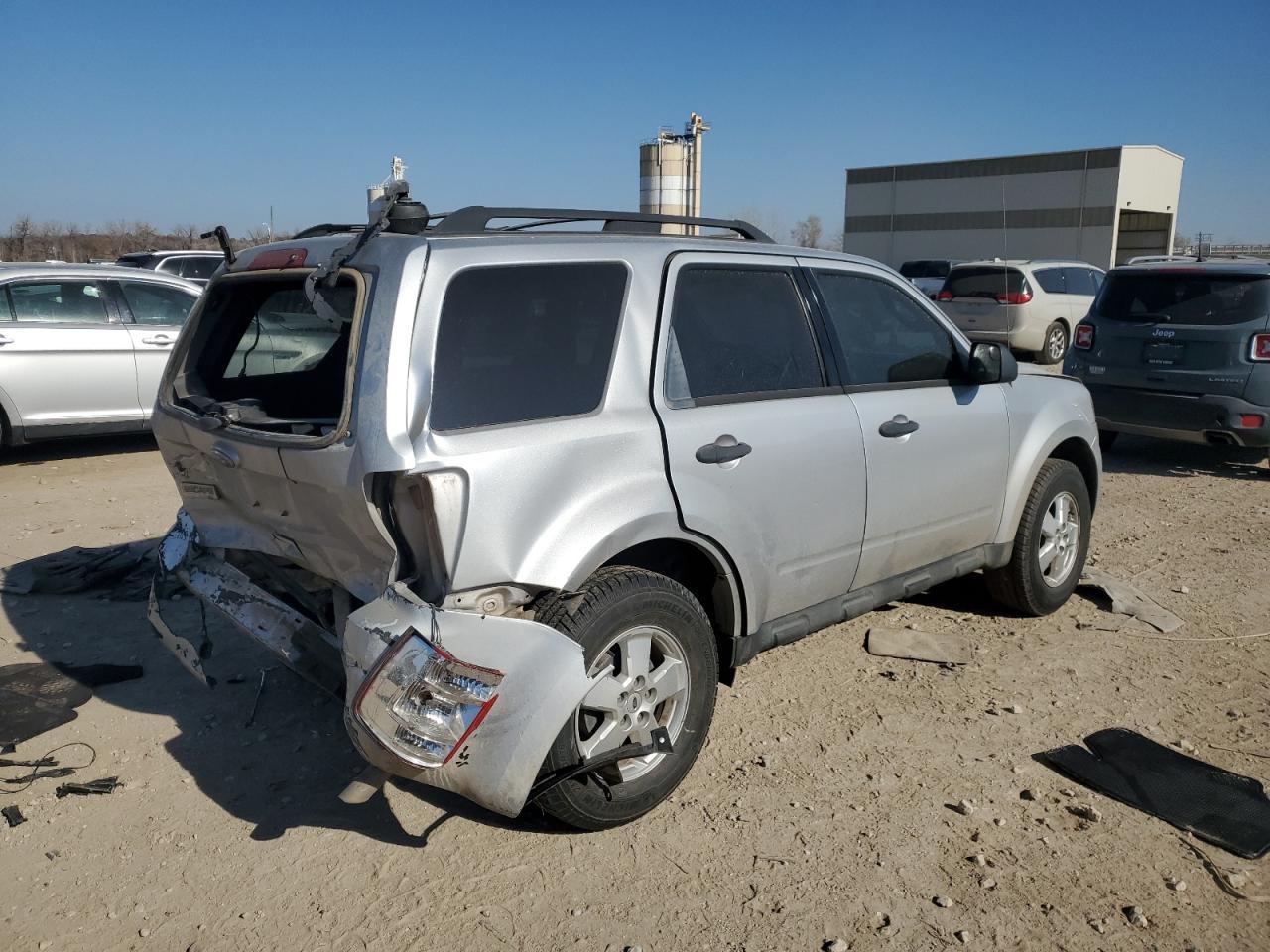 2012 FORD ESCAPE