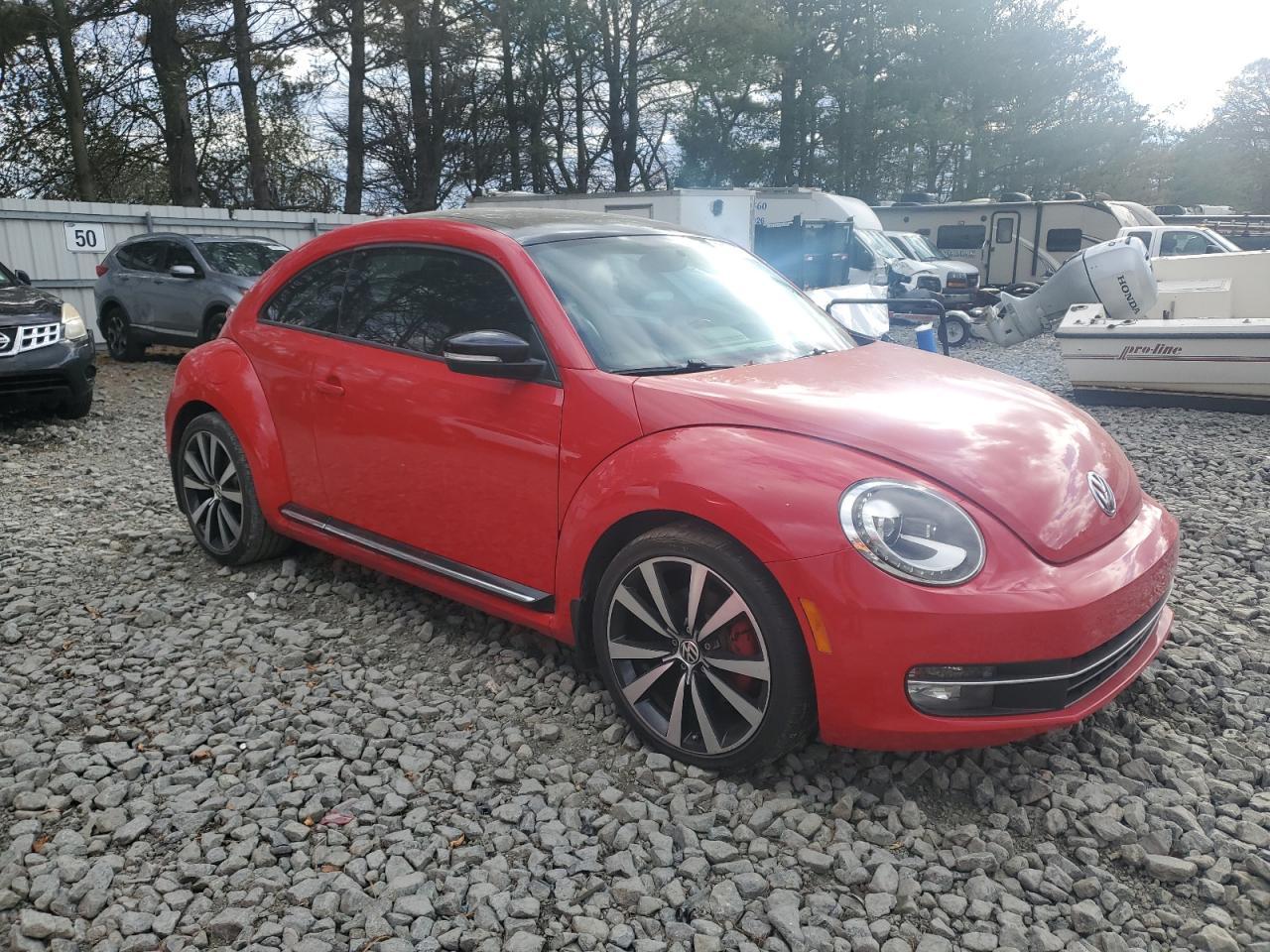2013 VOLKSWAGEN Beetle