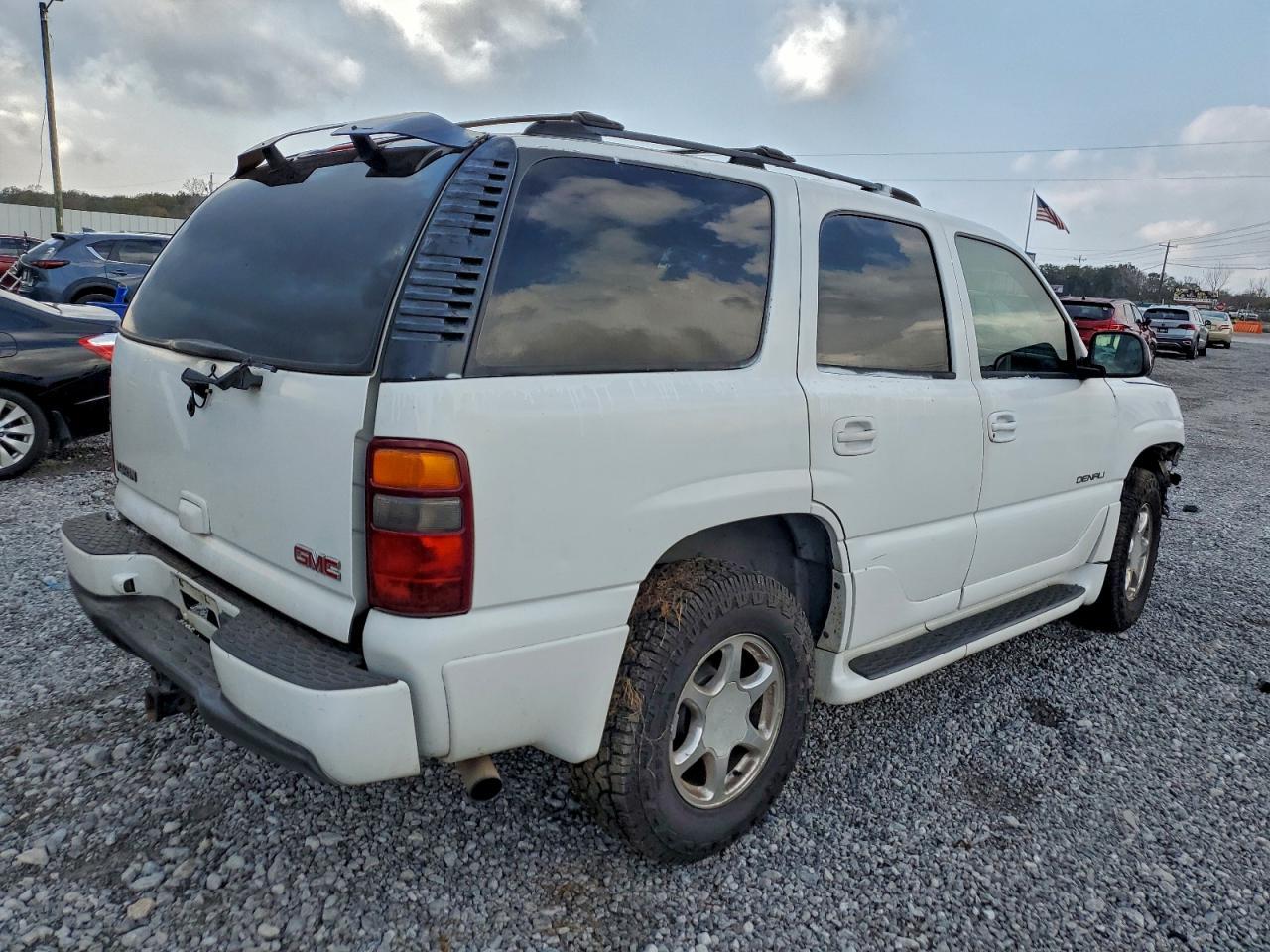 2003 GMC Yukon