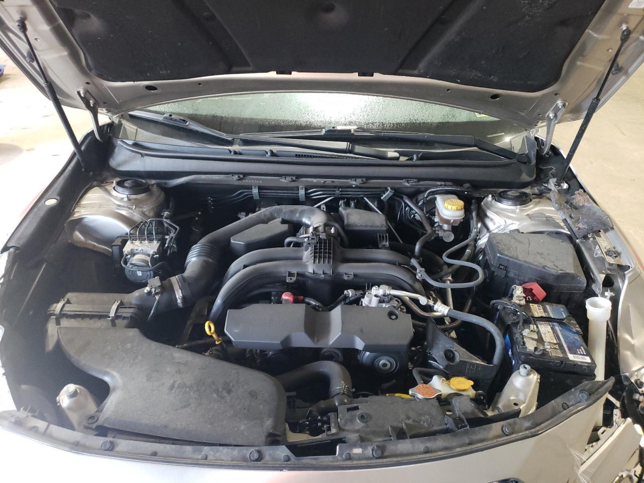 2016 SUBARU Legacy