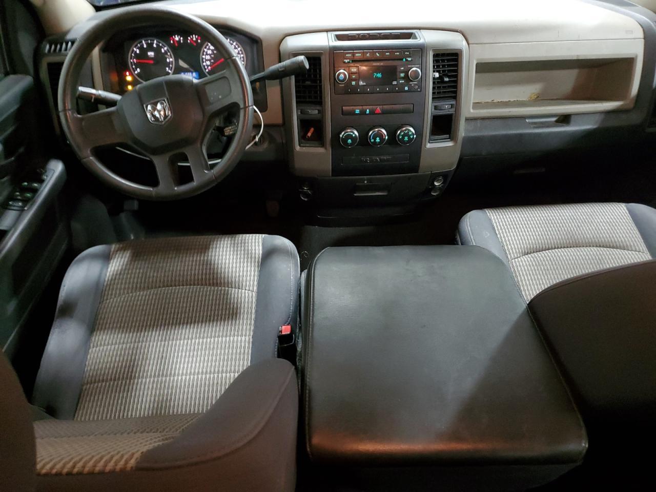 2011 DODGE RAM 1500