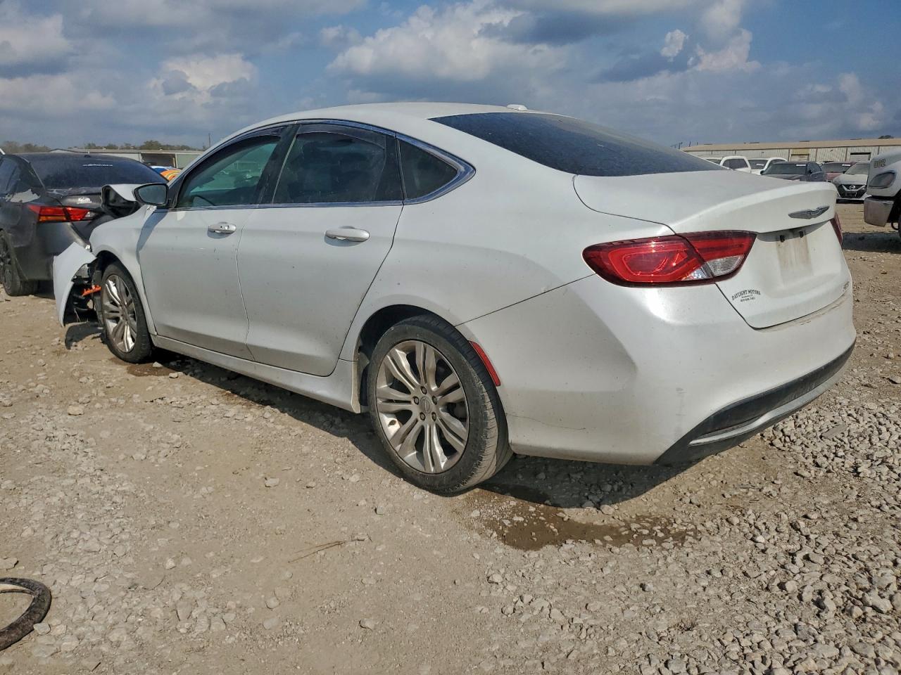 2015 CHRYSLER 200