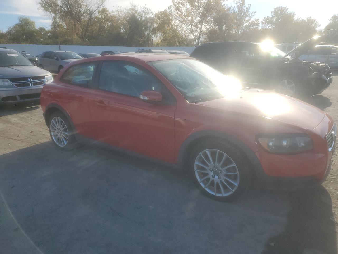 2010 VOLVO C30