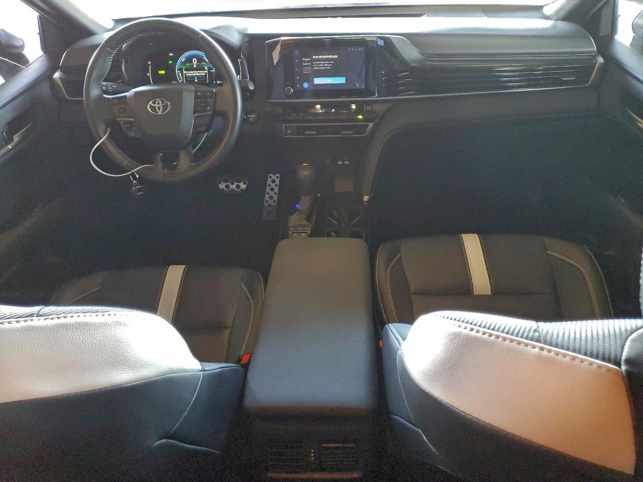 2025 TOYOTA CAMRY