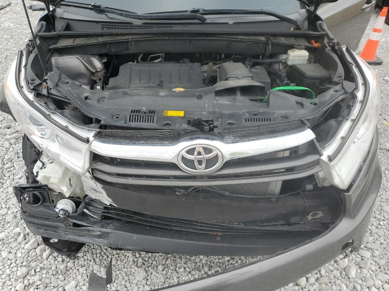 2015 TOYOTA HIGHLANDER