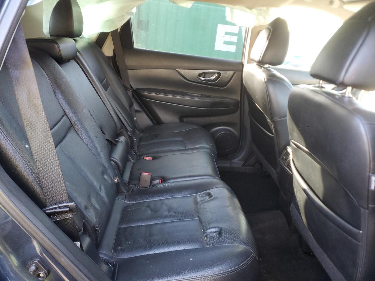 2016 NISSAN ROGUE