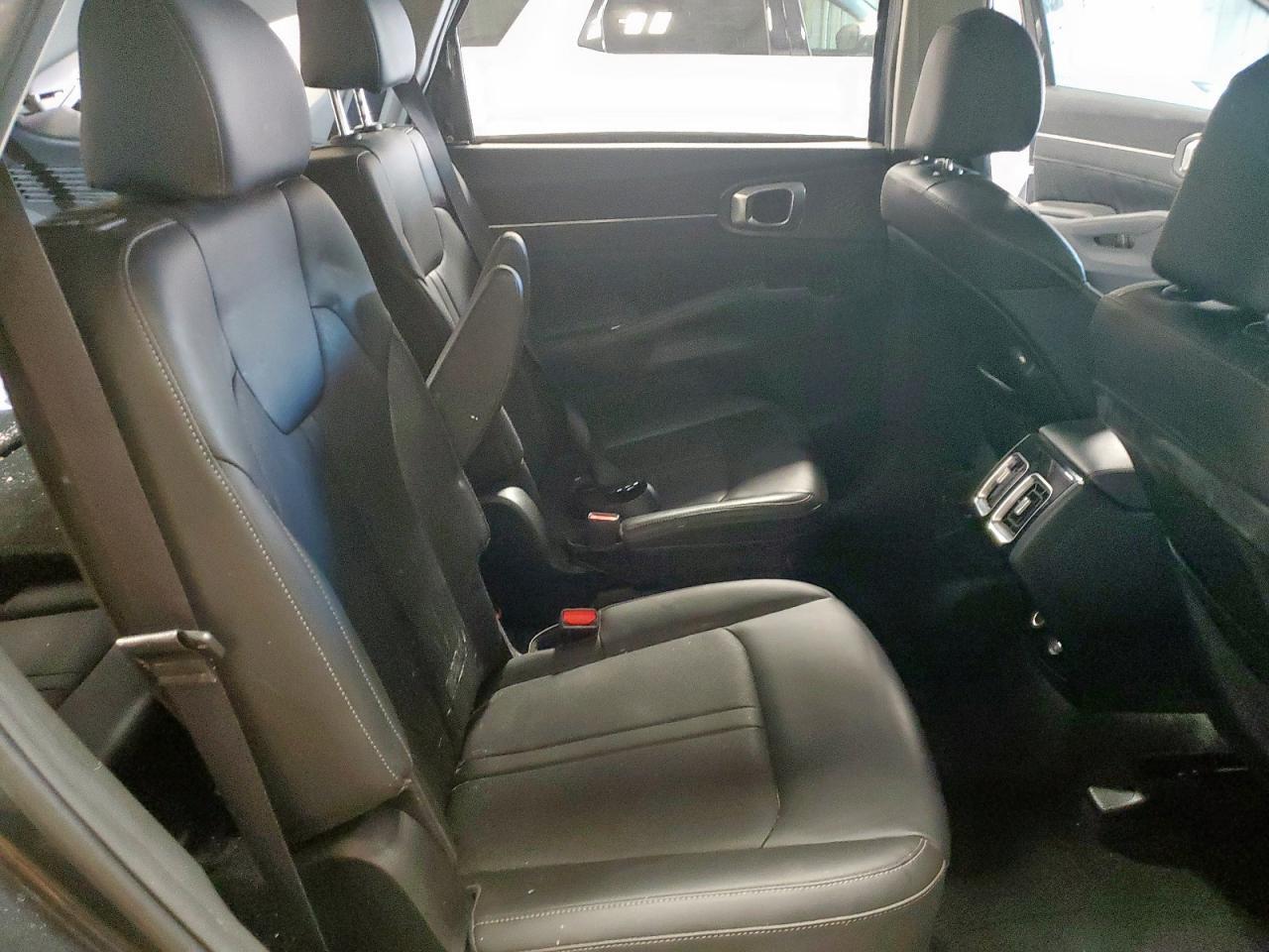 2023 KIA SORENTO
