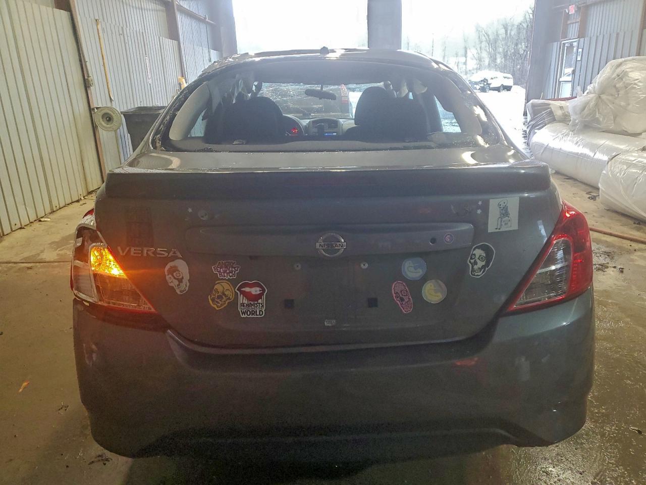 2019 NISSAN VERSA