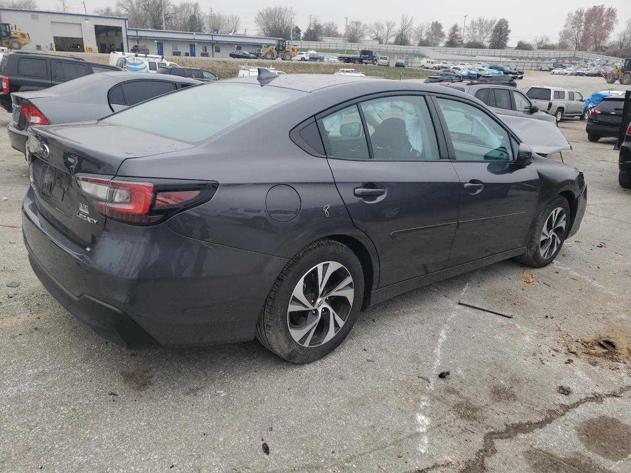 2025 SUBARU Legacy