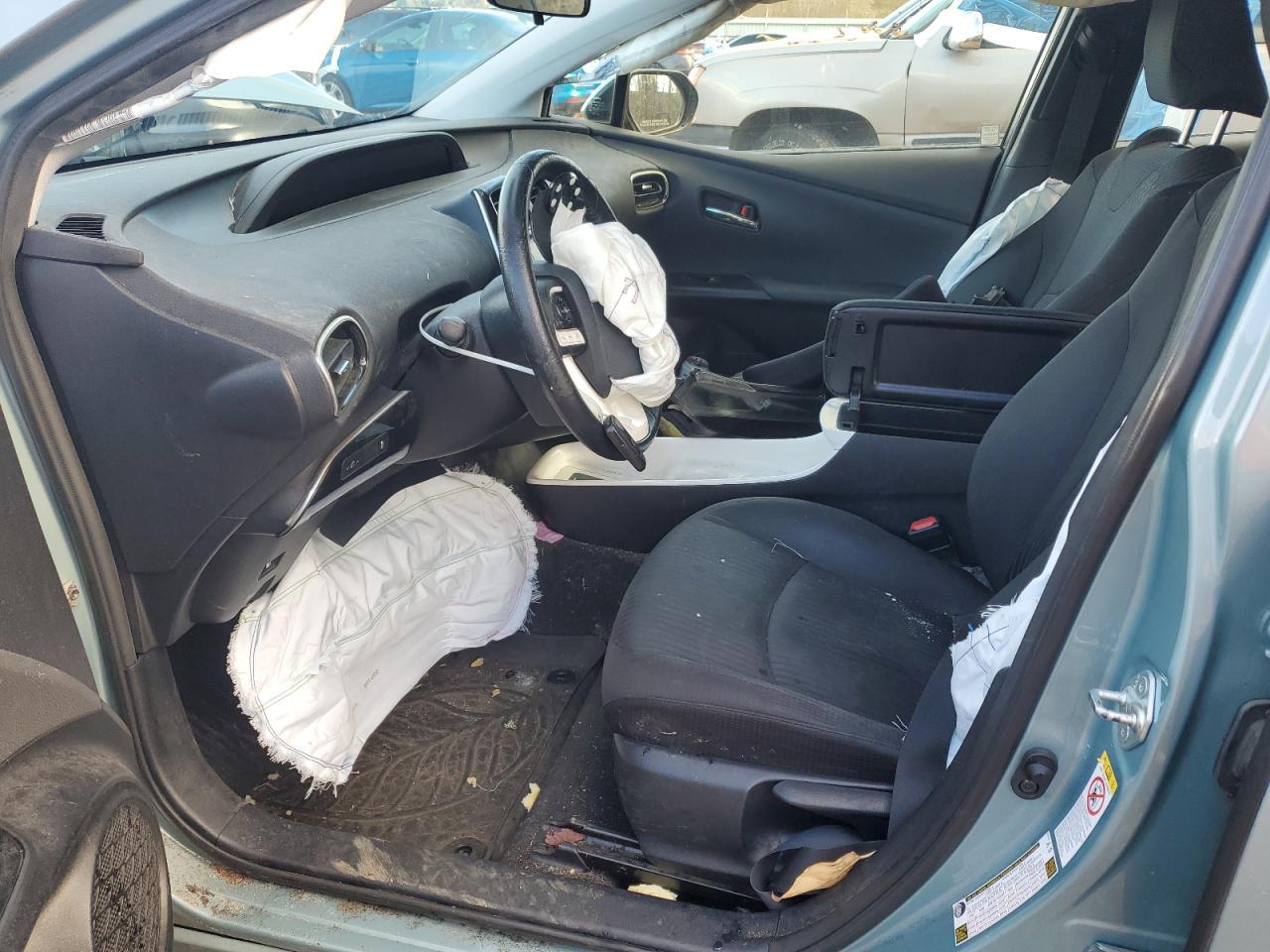 2016 TOYOTA PRIUS