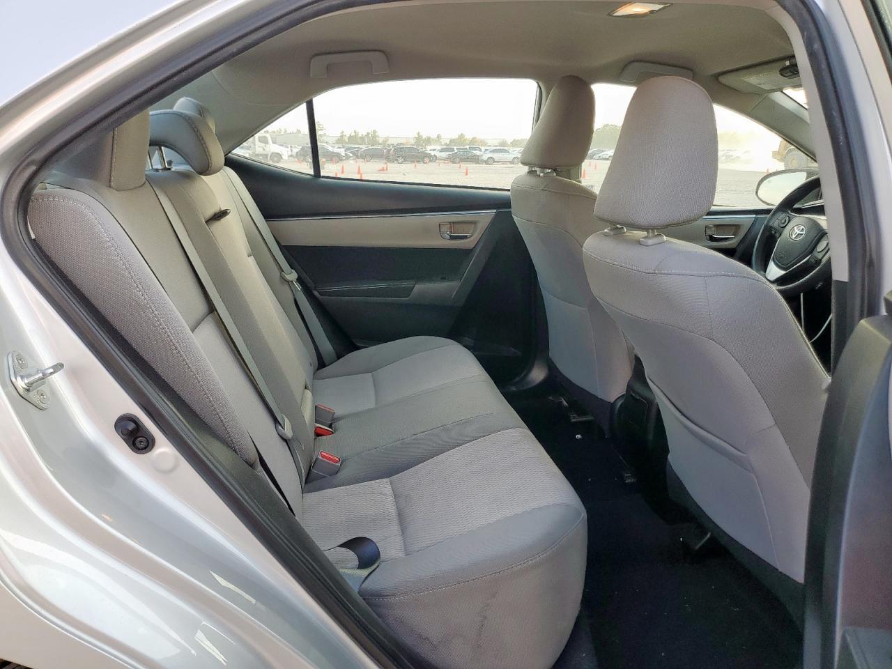 2015 TOYOTA COROLLA