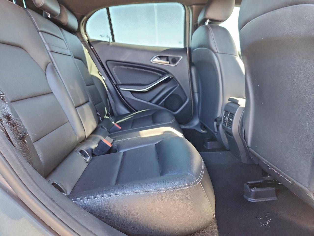 2016 MERCEDES-BENZ GLA-Class