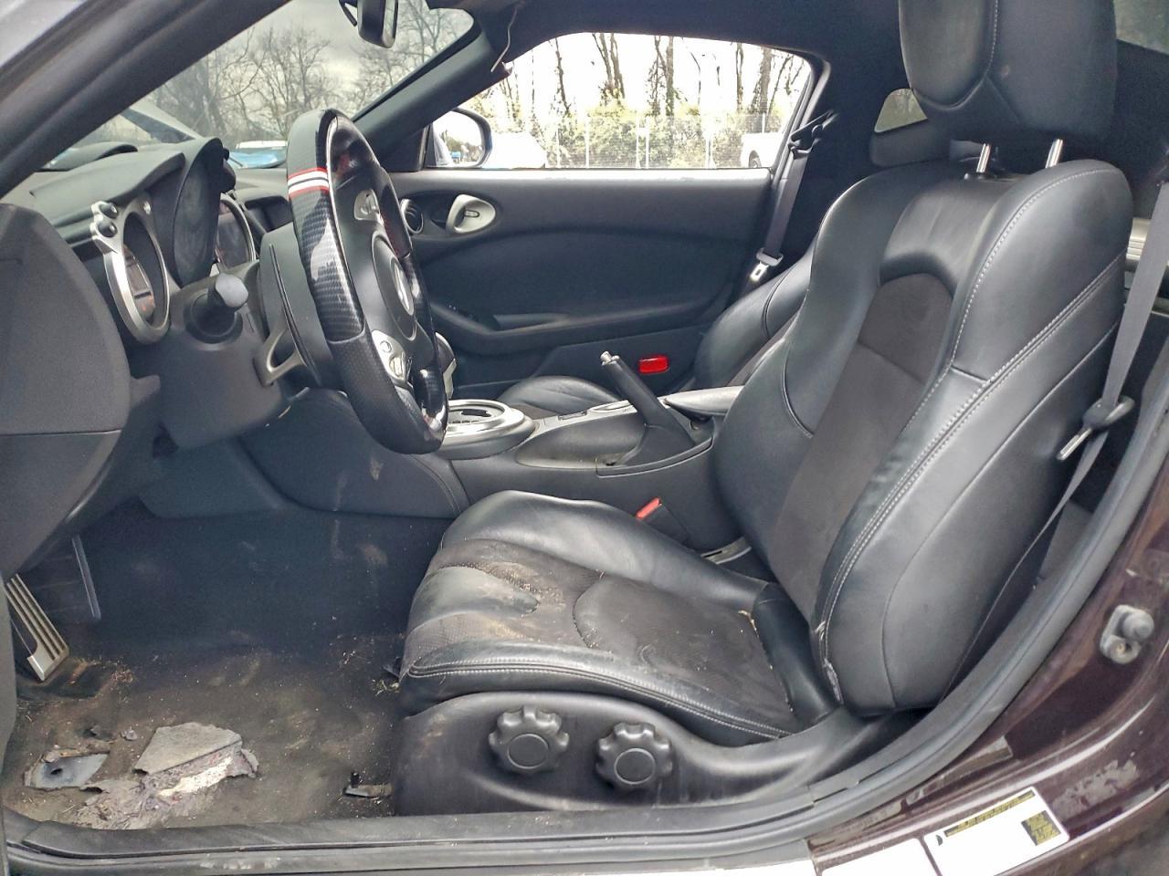 2012 NISSAN 370Z