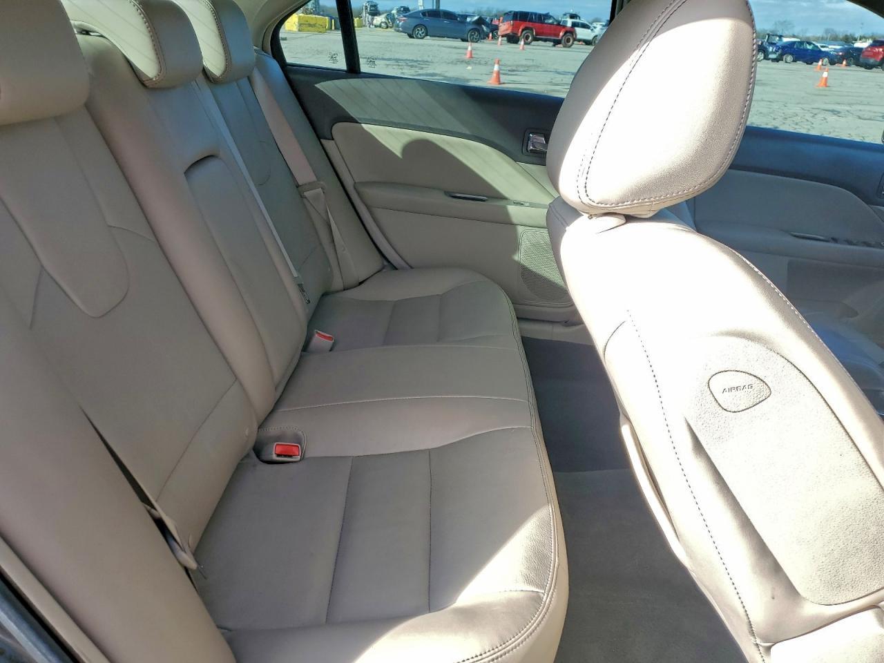 2010 FORD FUSION
