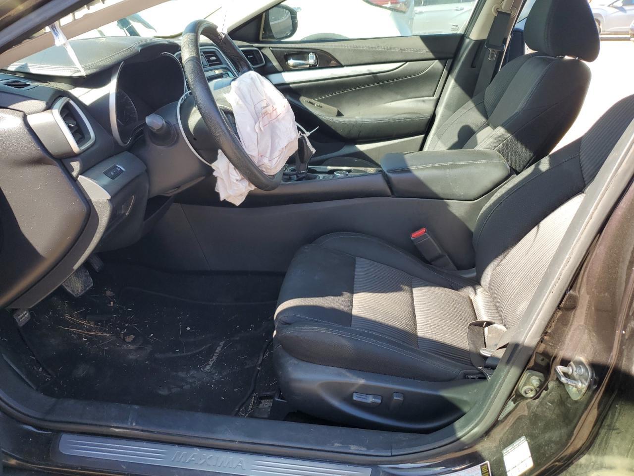 2016 NISSAN Maxima