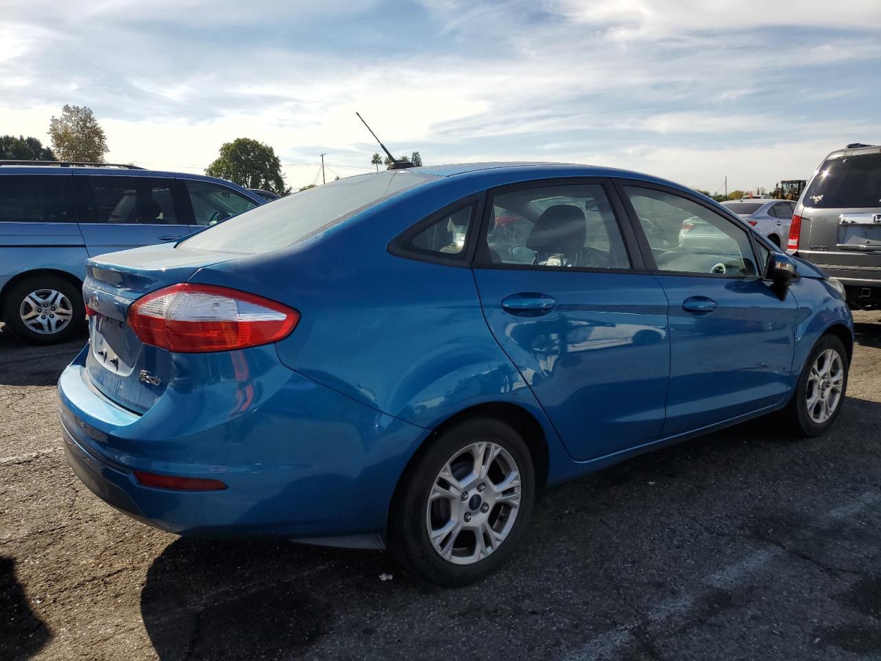 2014 FORD Fiesta