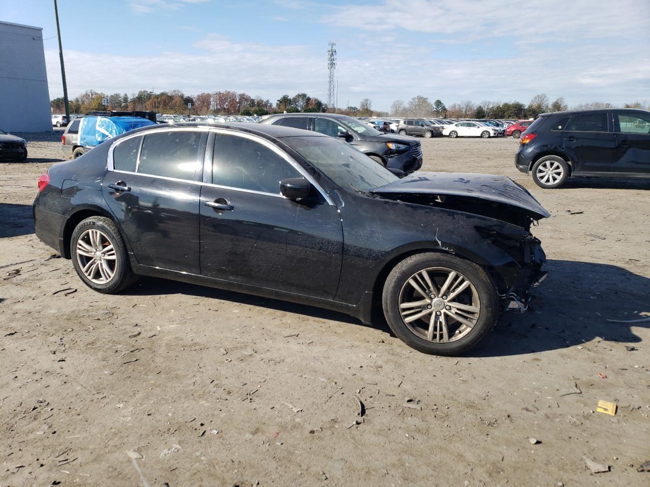 2011 INFINITI G37