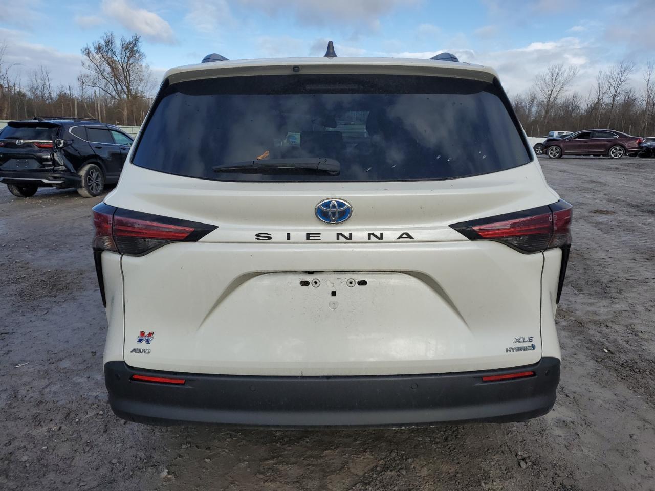 2021 TOYOTA SIENNA