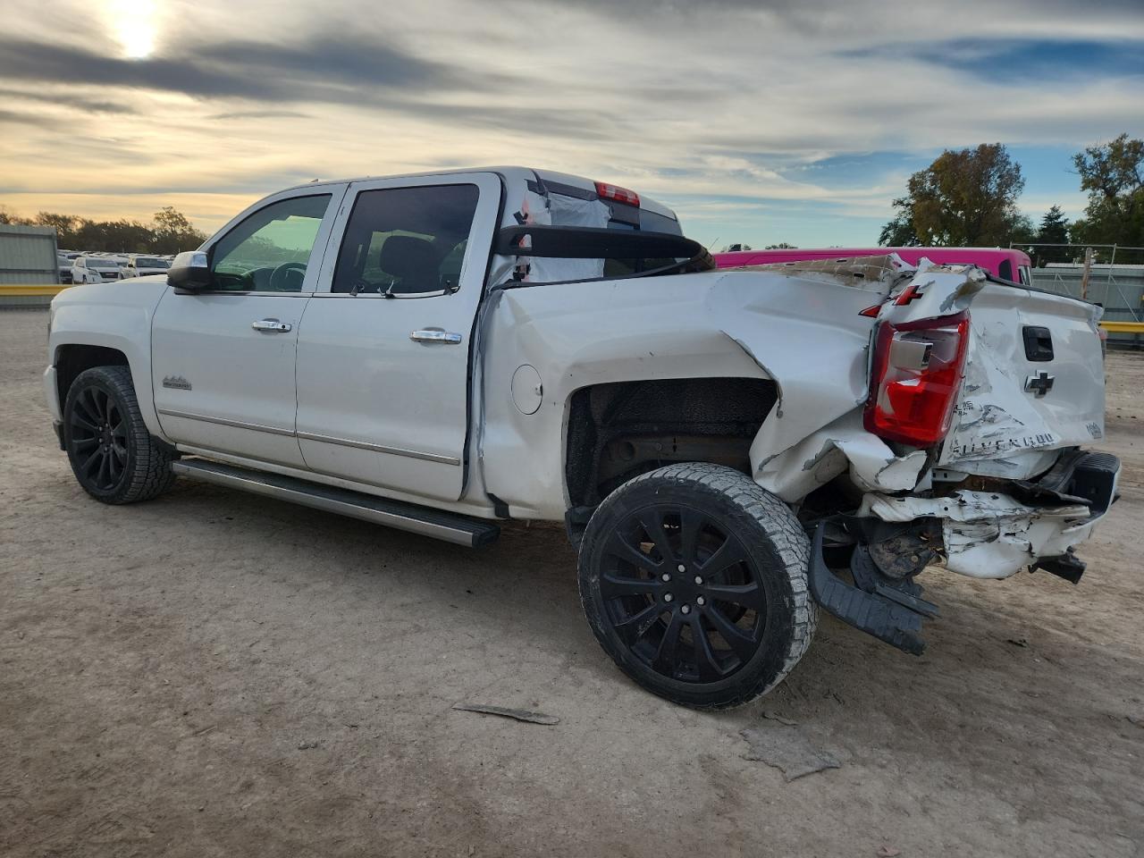 2018 CHEVROLET Silverado