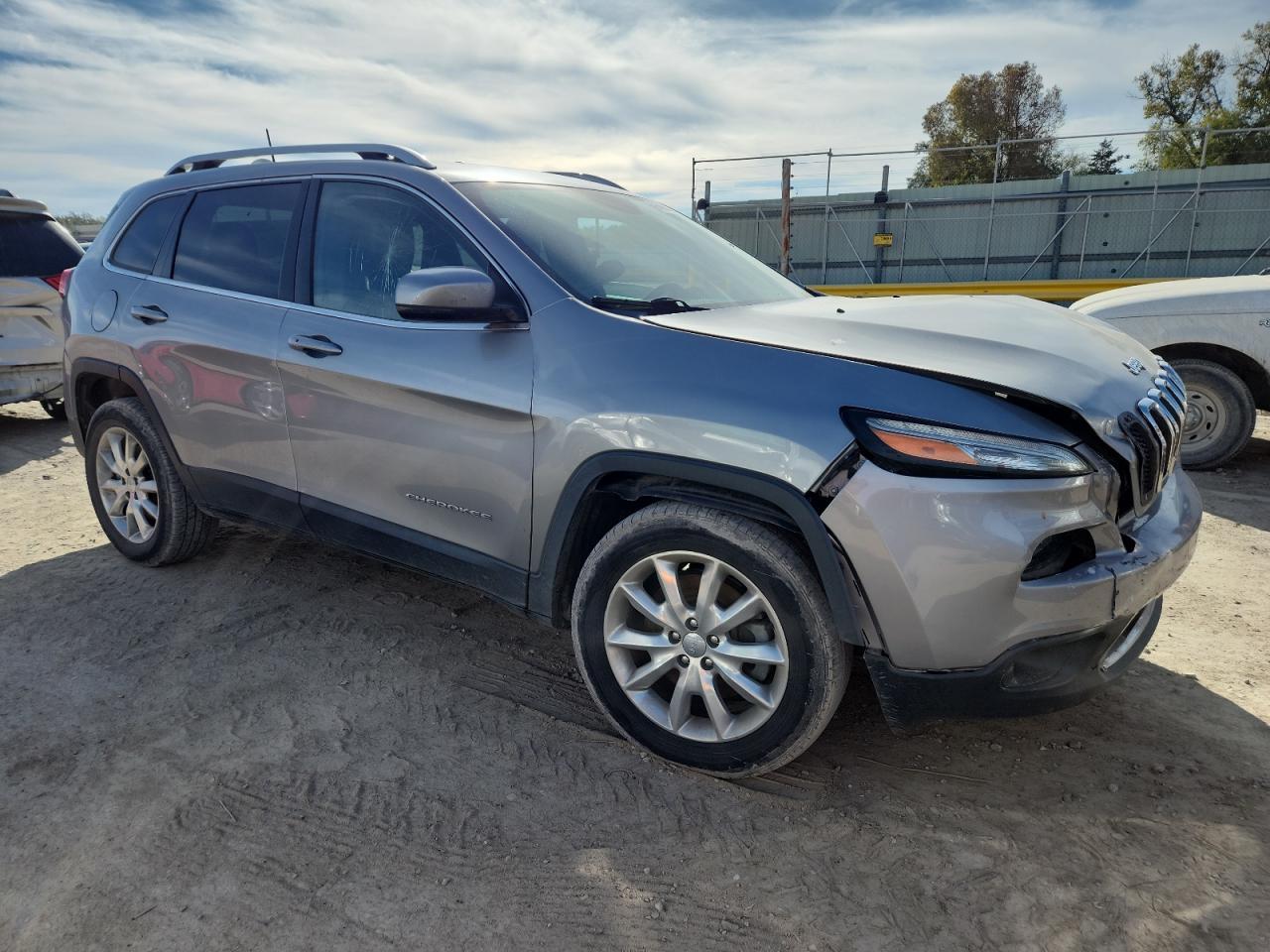 2016 JEEP CHEROKEE