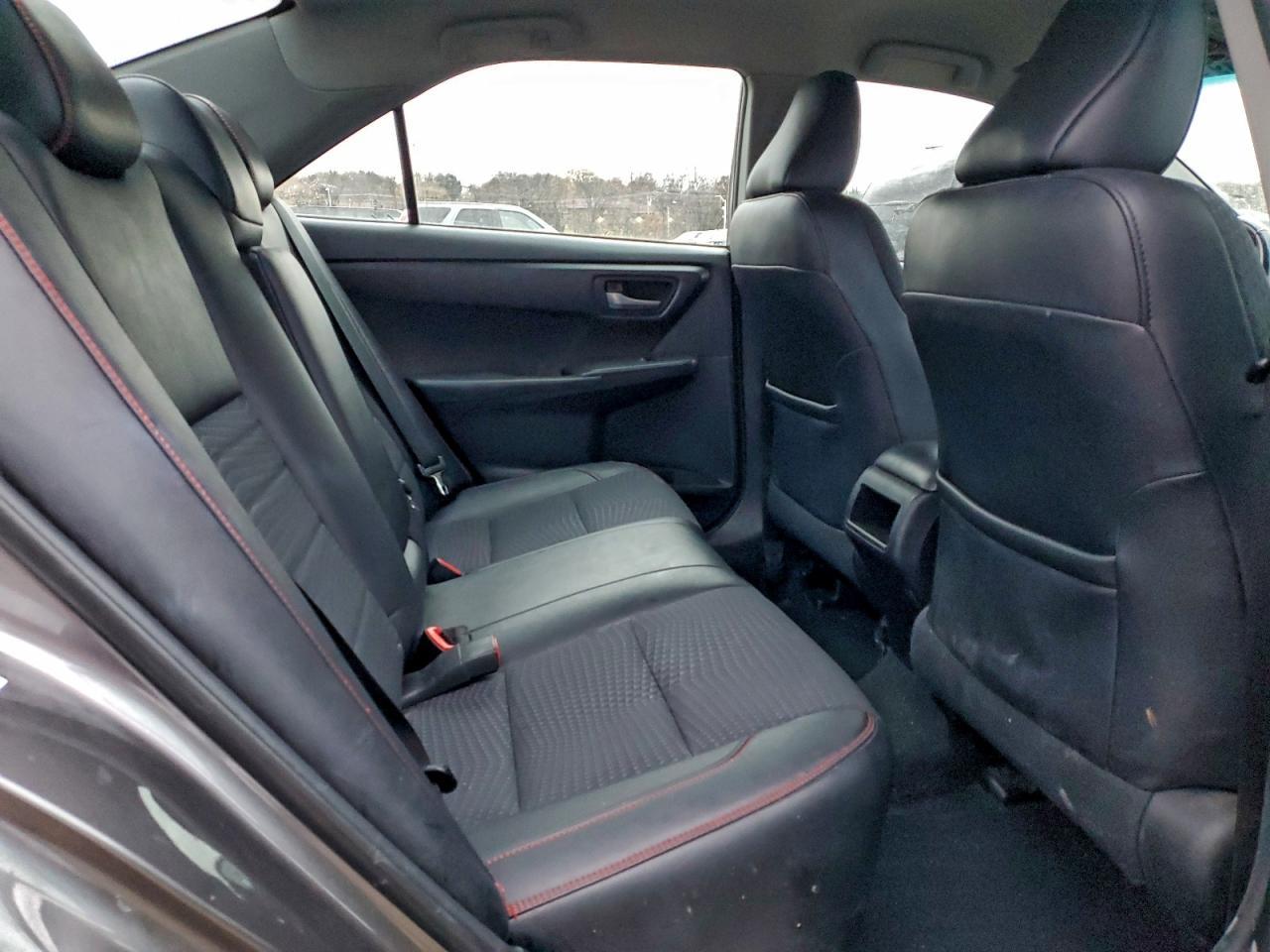 2015 TOYOTA CAMRY