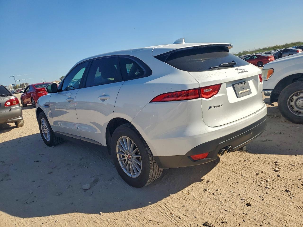 2017 JAGUAR F-Pace