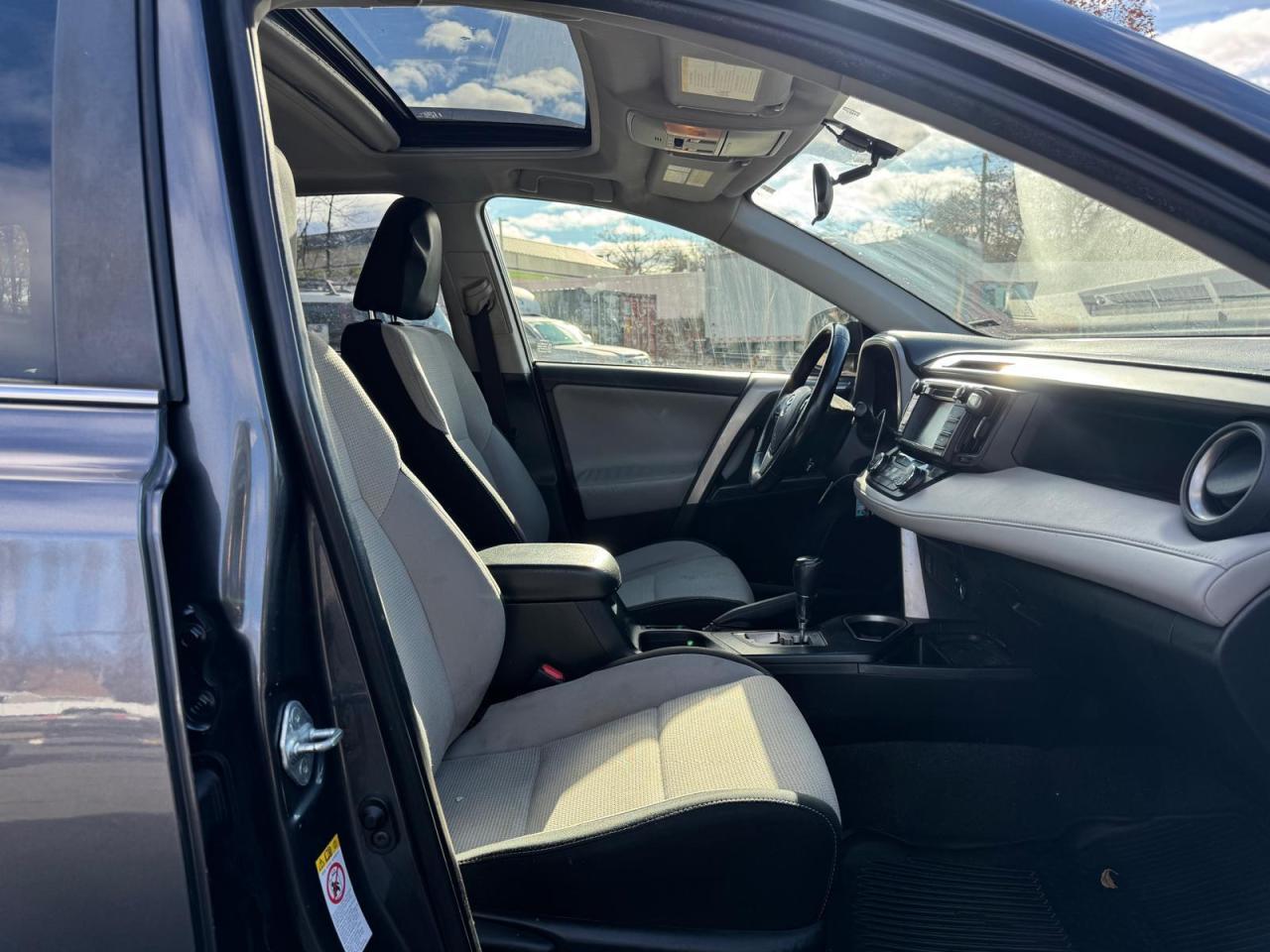 2016 TOYOTA RAV4