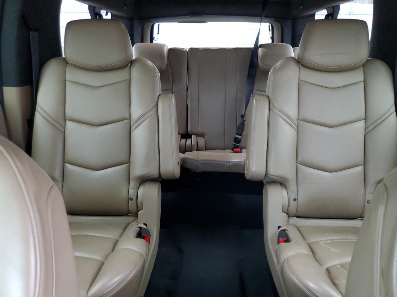 2019 CADILLAC Escalade ESV