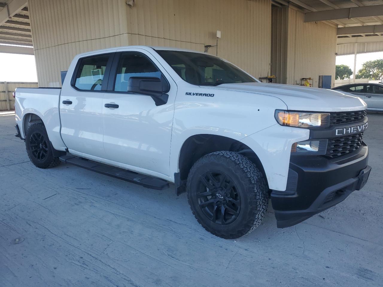 2021 CHEVROLET Silverado