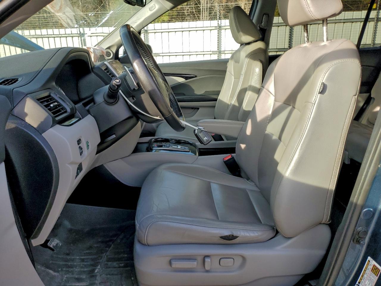 2016 HONDA PILOT