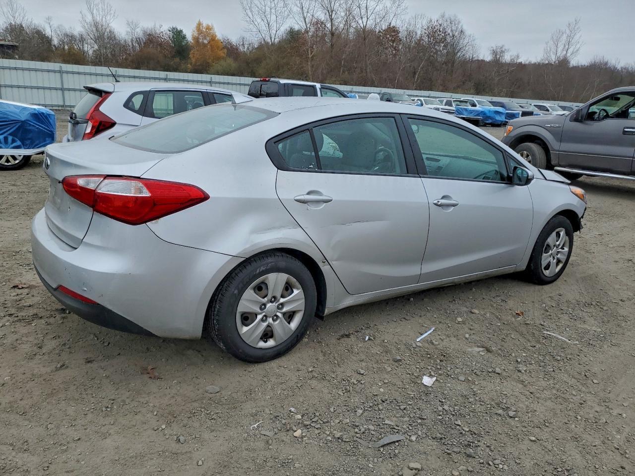 2015 KIA FORTE