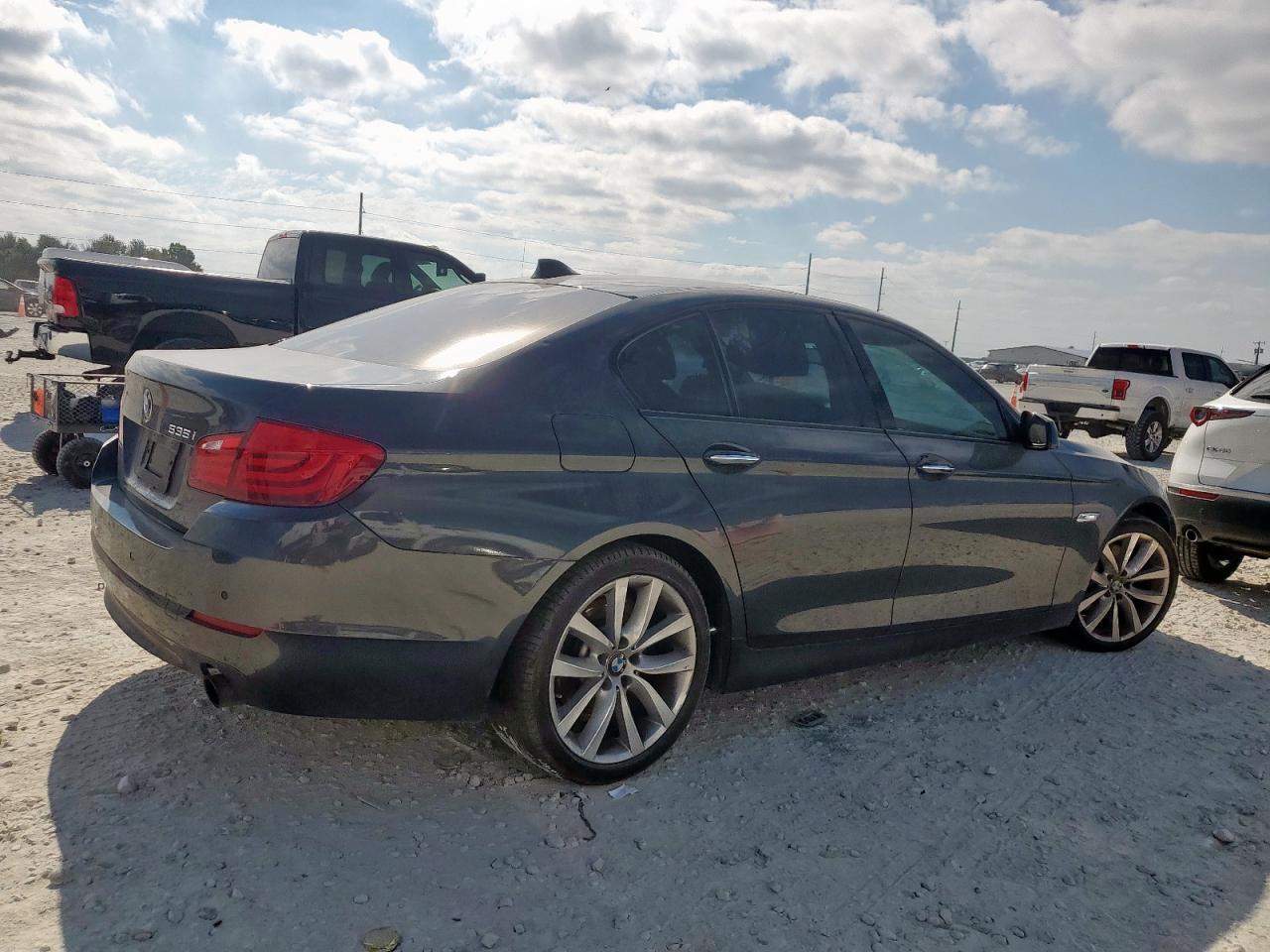 2011 BMW 5 series