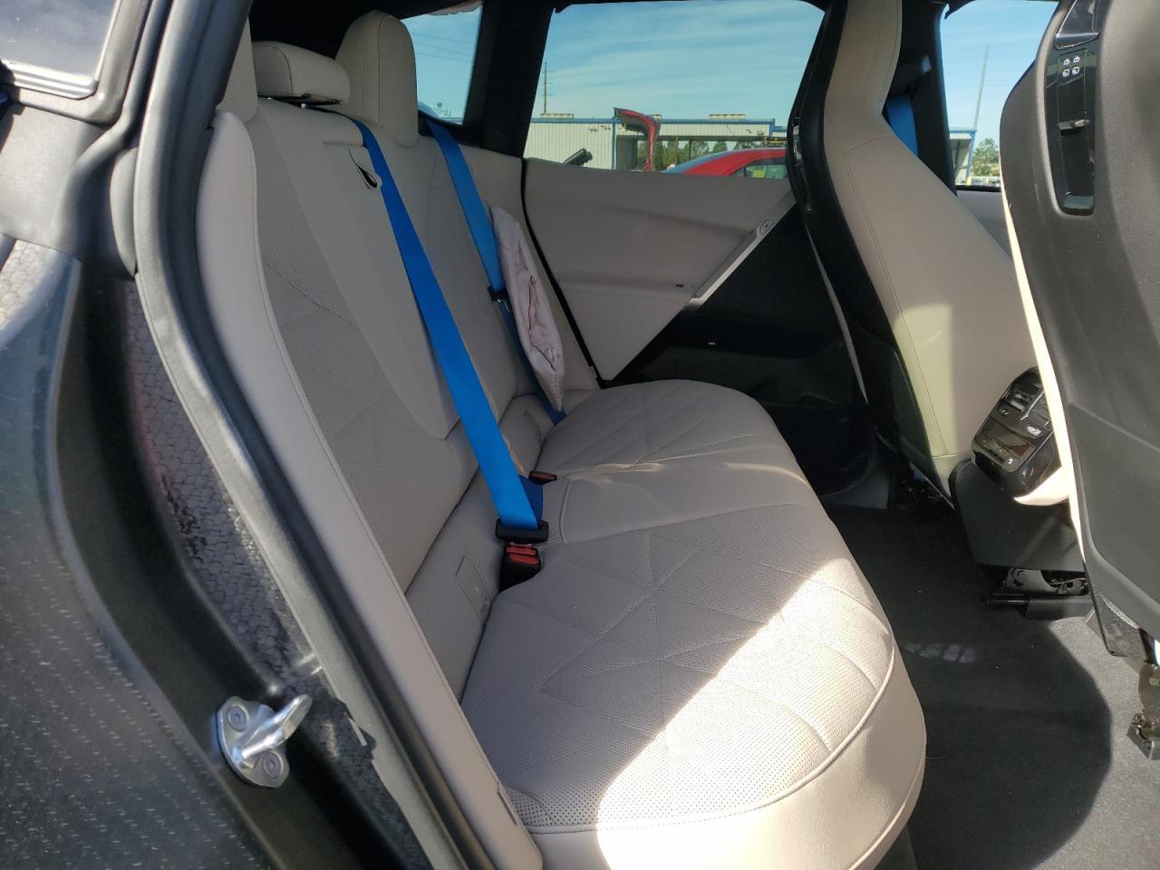 2023 BMW iX