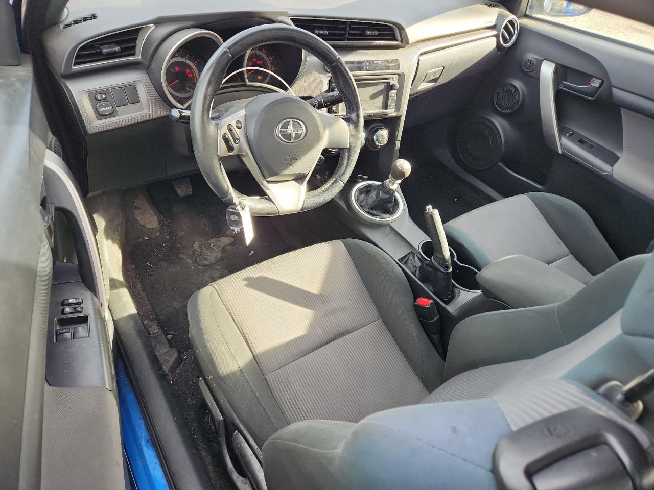 2015 TOYOTA SCION