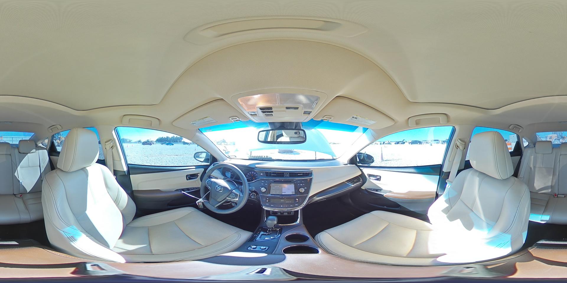 2016 TOYOTA Avalon