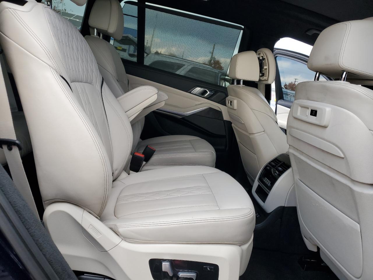 2020 BMW X7