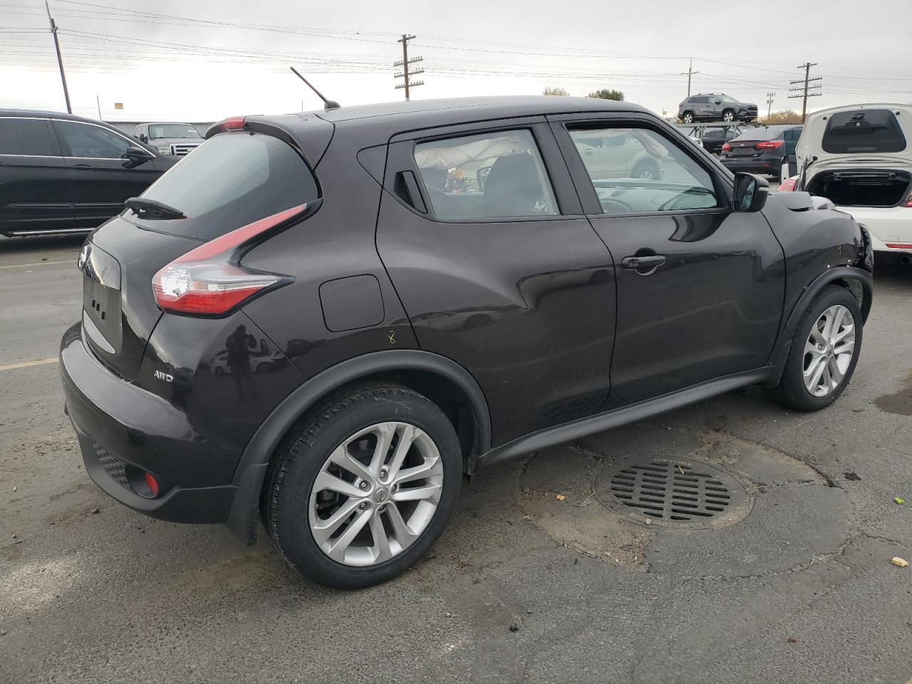 2016 NISSAN Juke