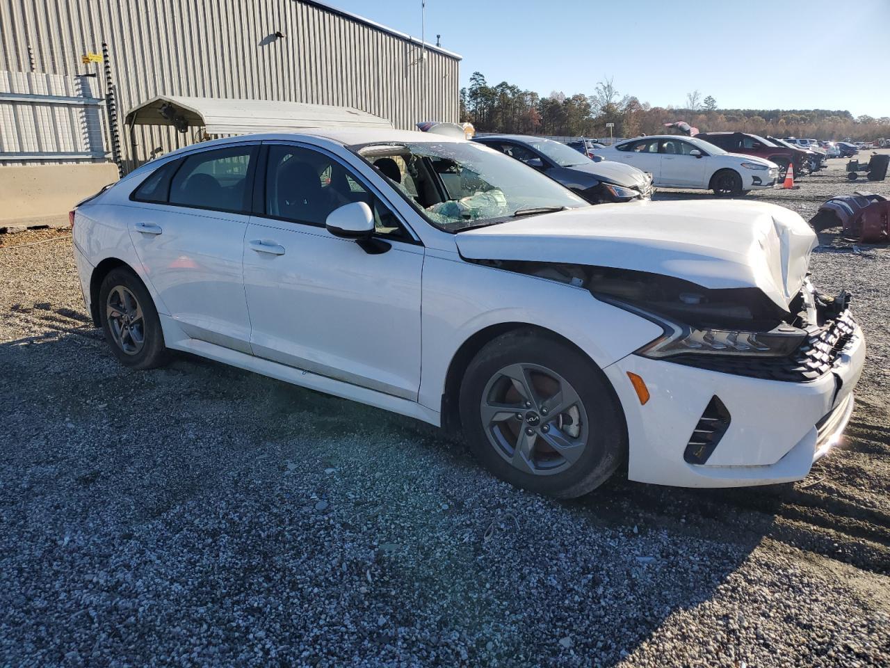 2022 KIA K5