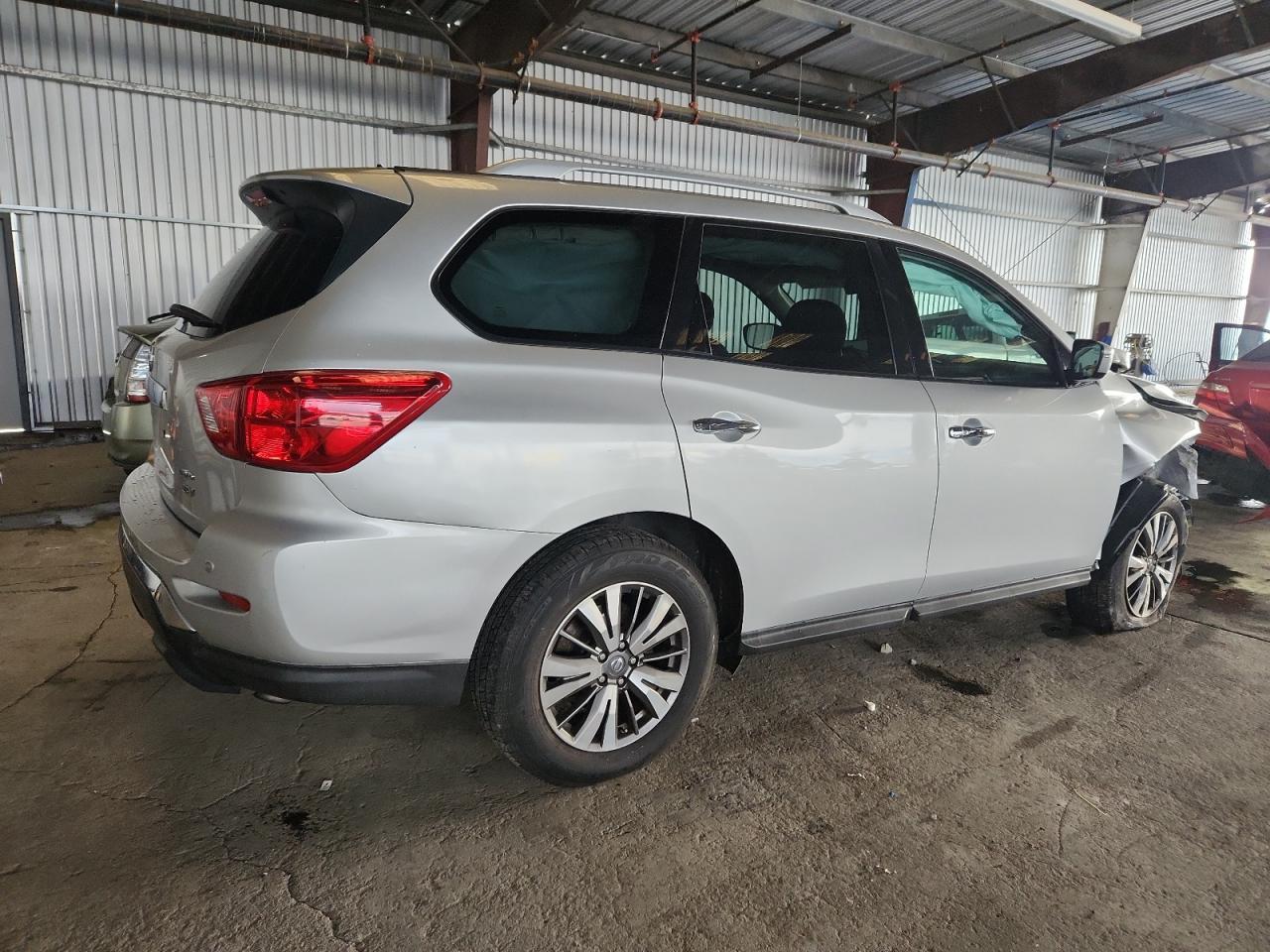 2018 NISSAN PATHFINDER