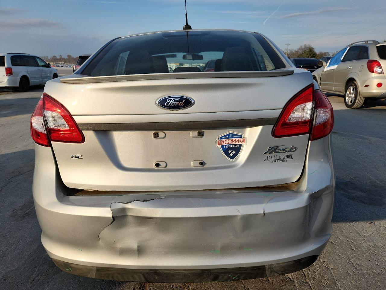 2012 FORD Fiesta