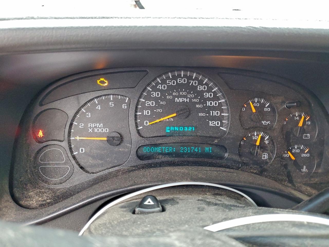 2004 CHEVROLET Suburban