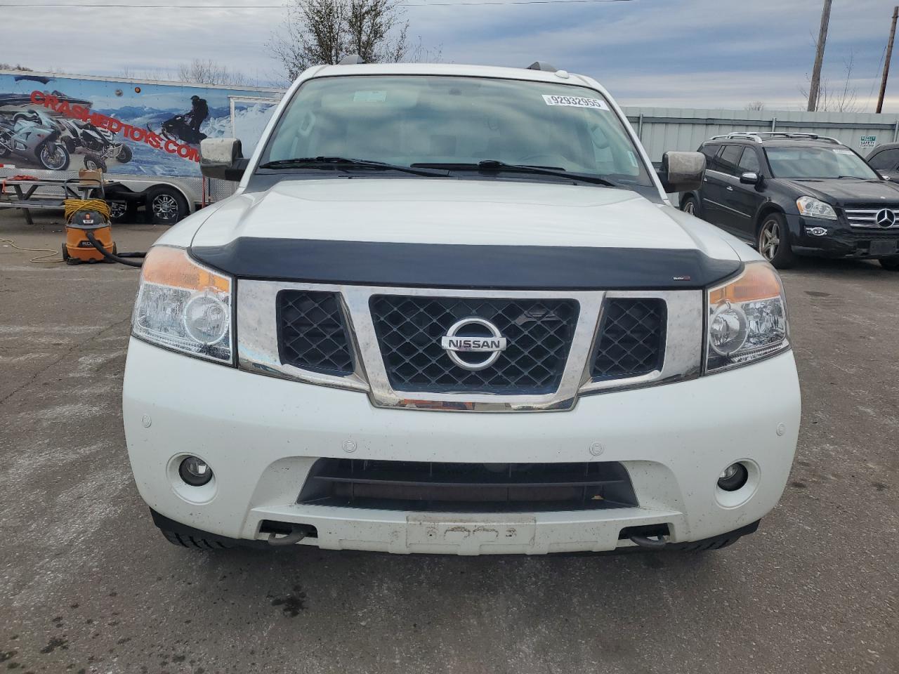2015 NISSAN Armada