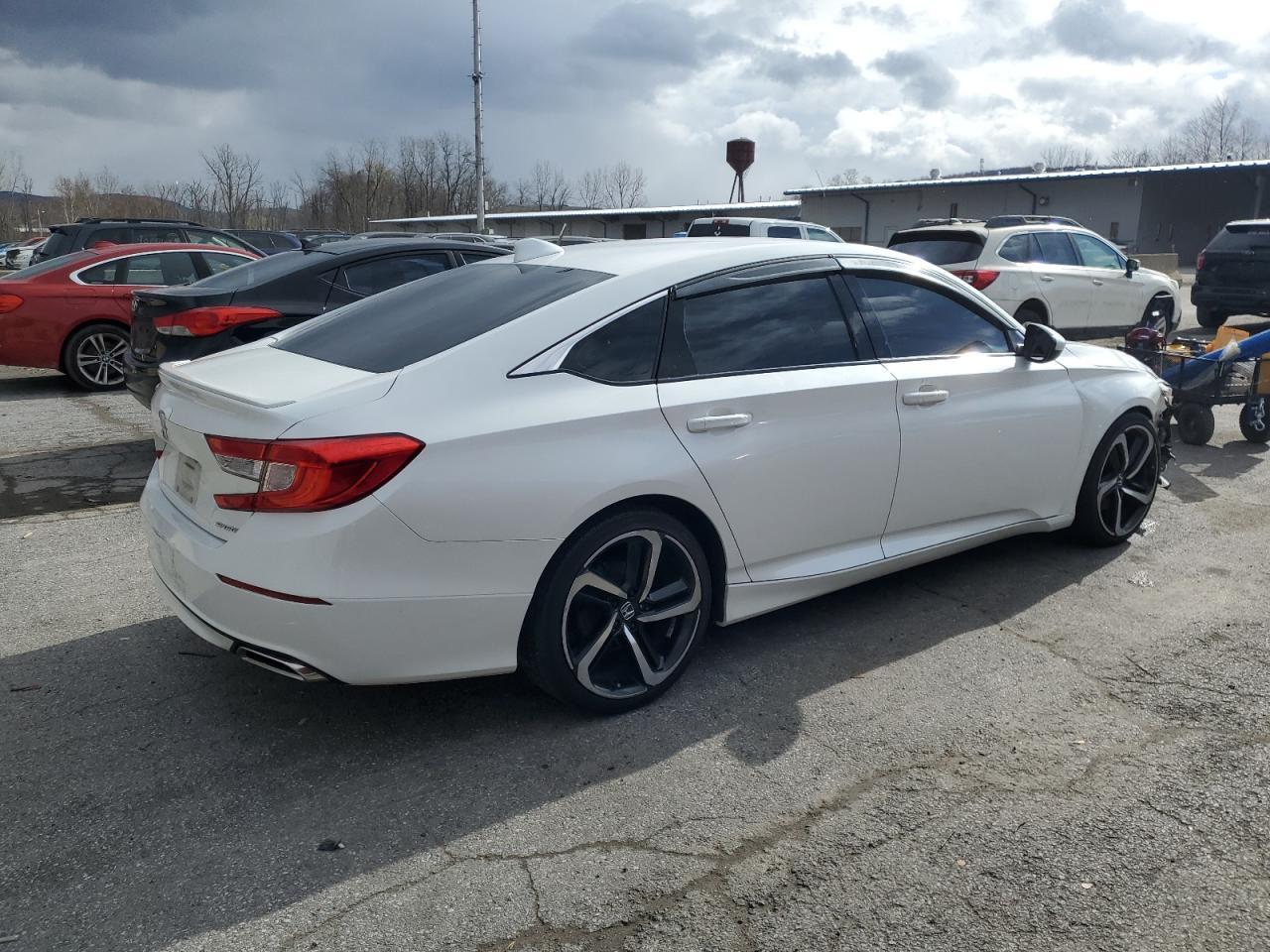 2019 HONDA ACCORD