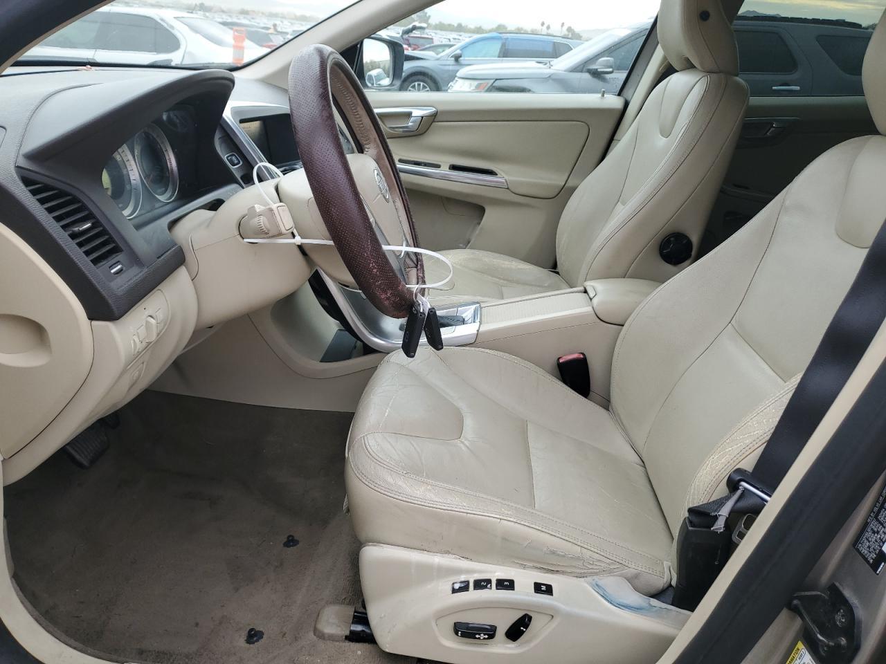 2013 VOLVO XC60
