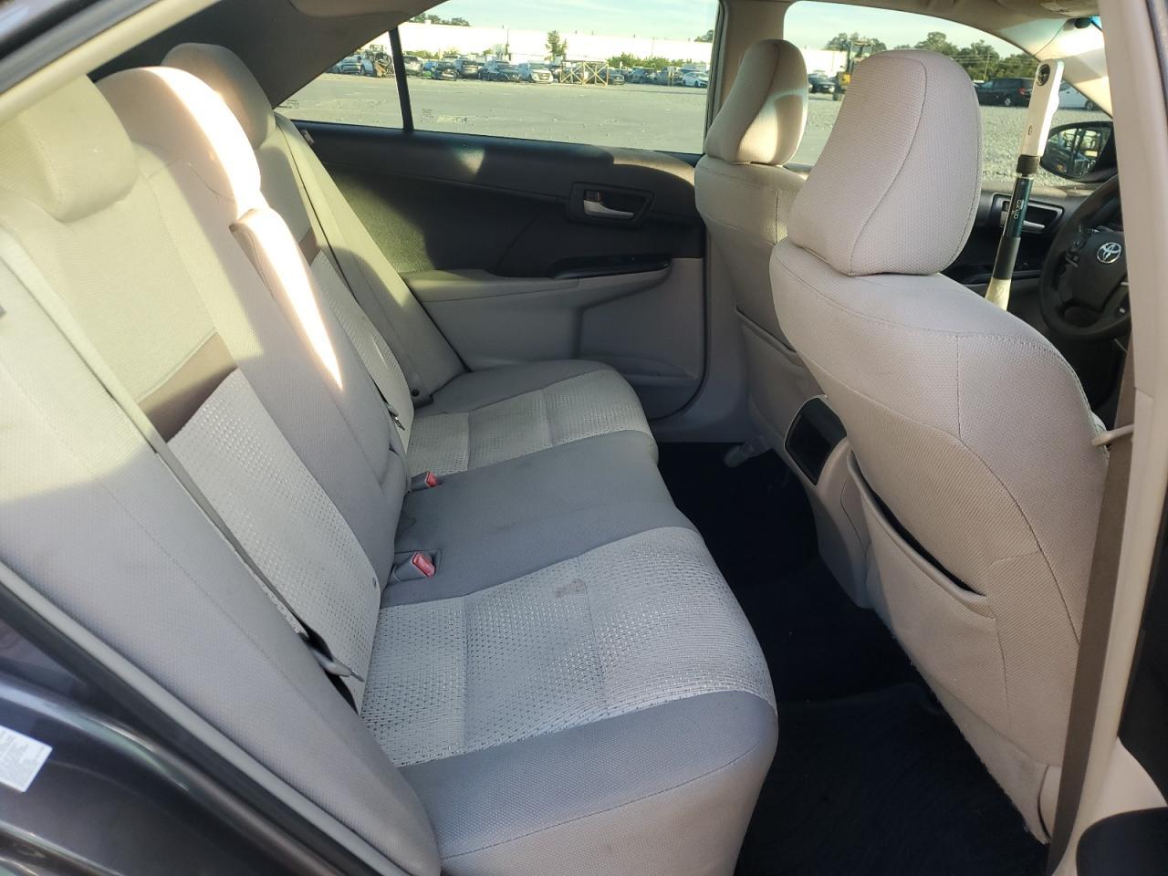 2014 TOYOTA CAMRY