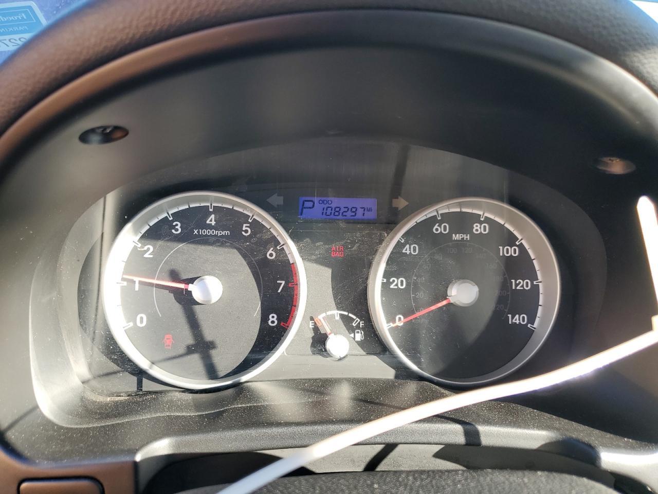 2011 HYUNDAI ACCENT
