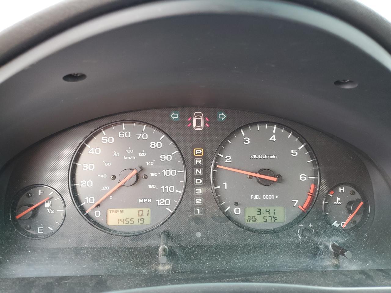 2002 SUBARU Legacy