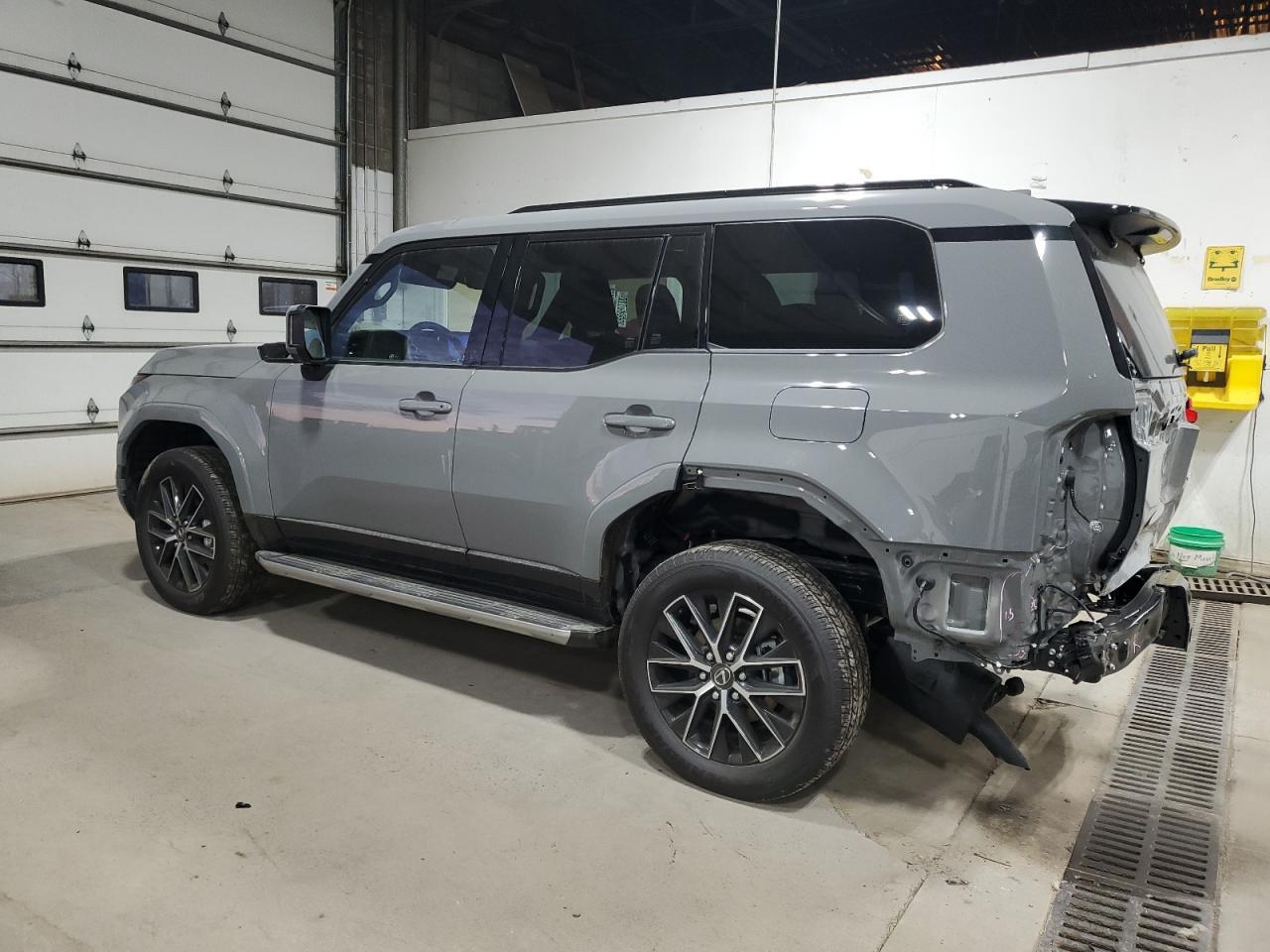 2025 LEXUS GX 550
