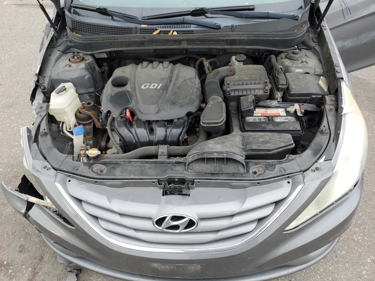 2011 HYUNDAI SONATA